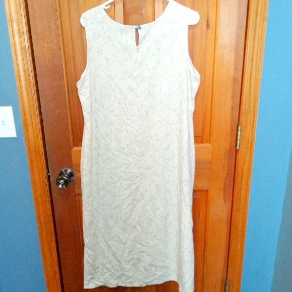 H Look 100% silk tan sleeveless dress size XL - Picture 2 of 4